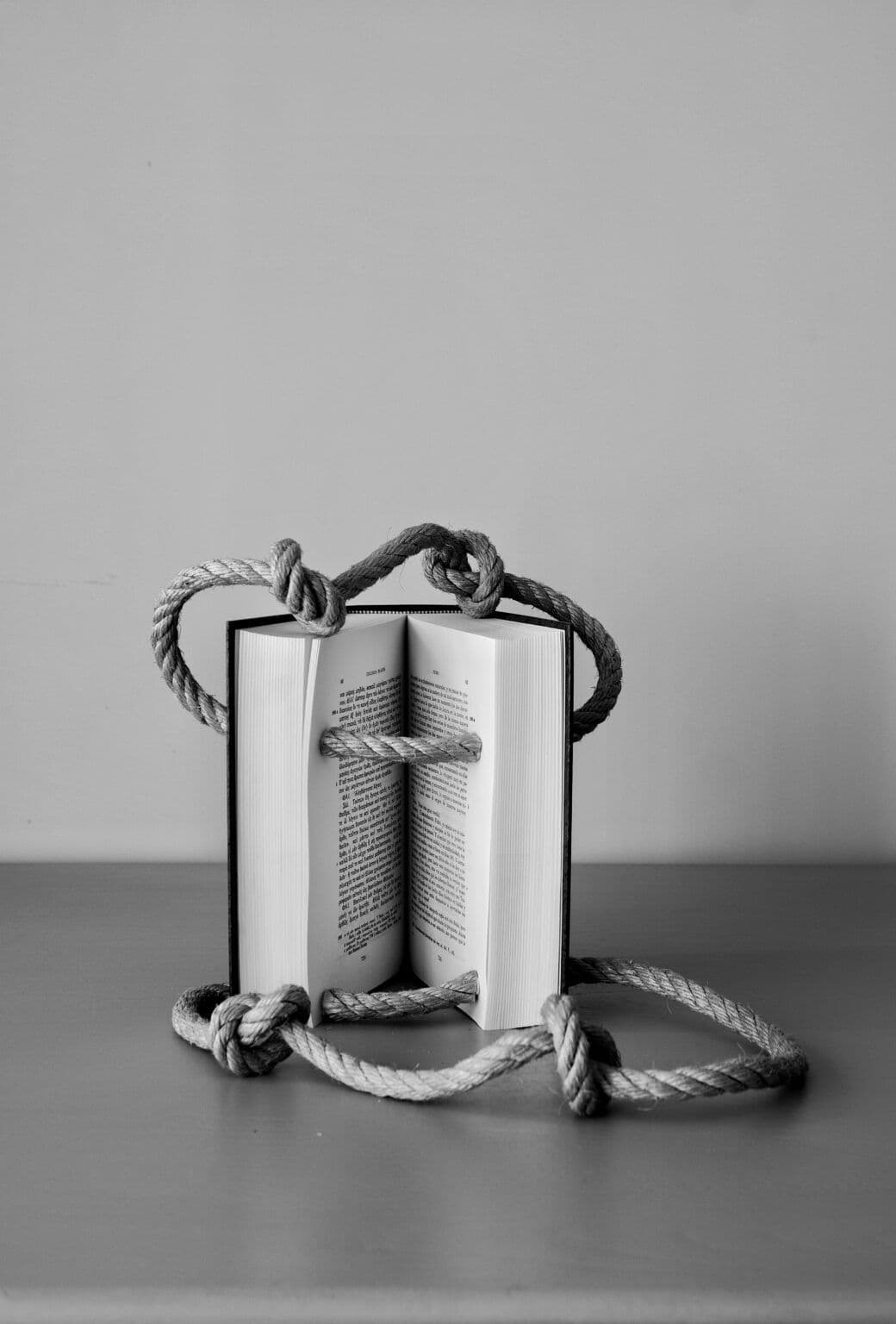 El Libro con Cuerda - Óscar Martín Osmar